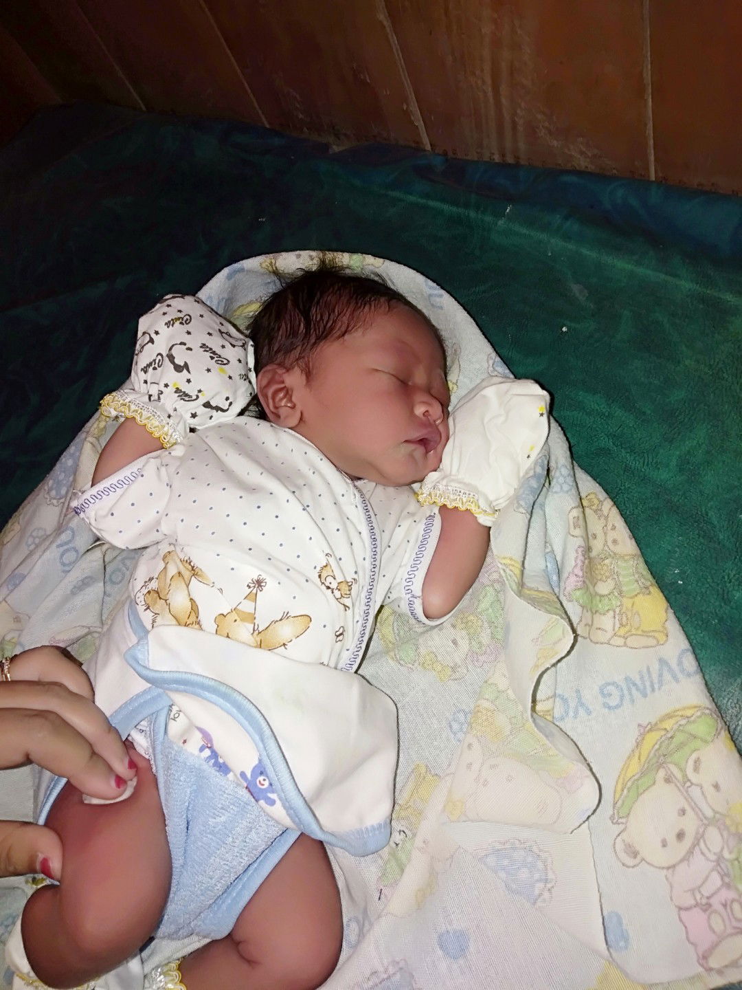 BABY NEW BORN