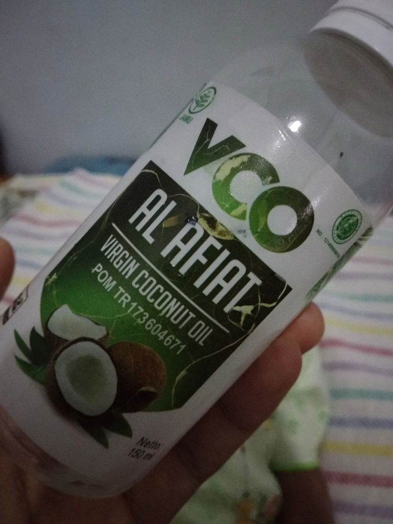 minyak kelapa bisa ngobatii ruam dileher..