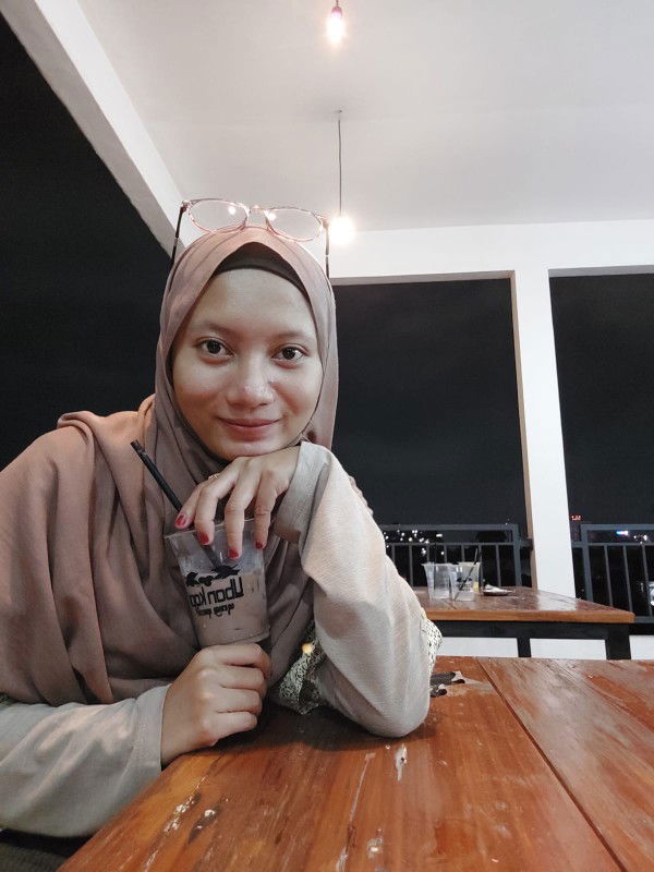 Nadhifah Luqyana profile icon