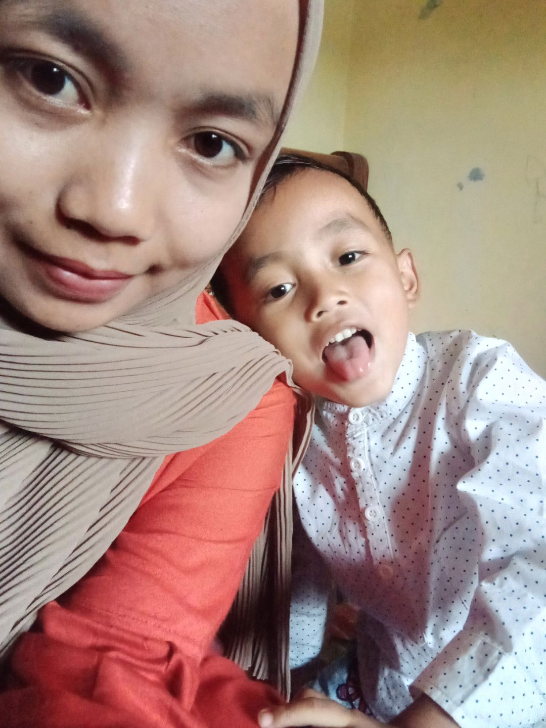 Nuraeni profile icon