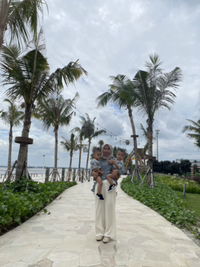 Ade Nabila profile icon