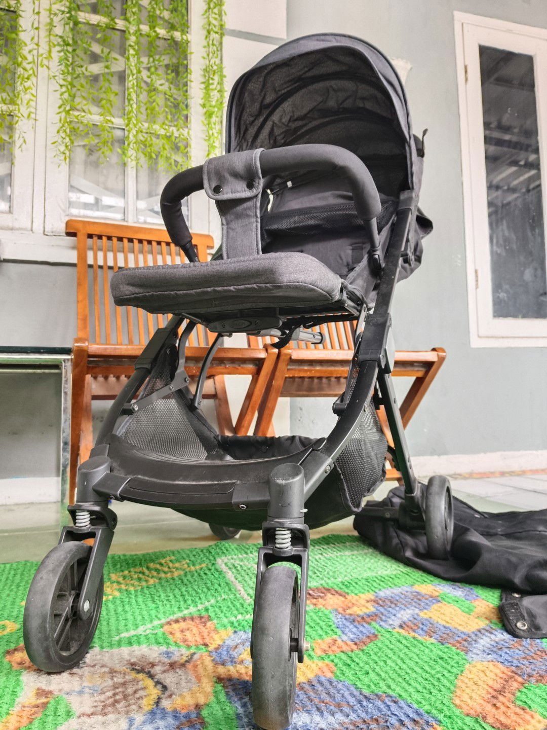 Dijual stroller bayi, karena bayi tidak mau pakai
