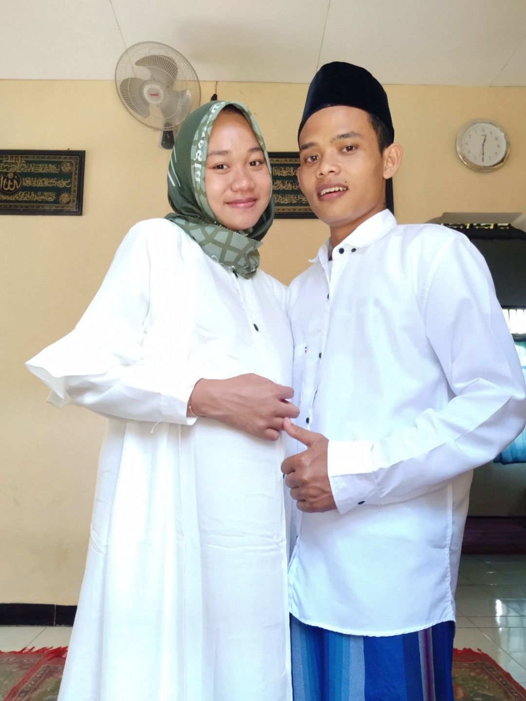 Rizky Indah profile icon