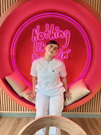 Andrea May Apostol profile icon