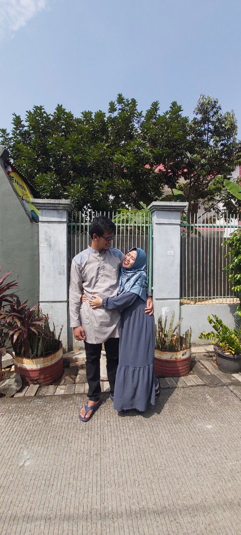 Meity Chintia profile icon