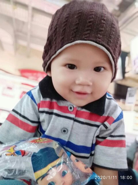 Yeni Nur Azmi profile icon