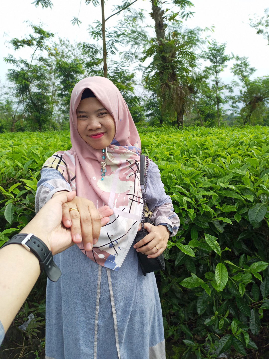 Indah Purwati profile icon