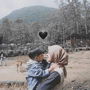 Ayu Mutiara Uhya profile icon