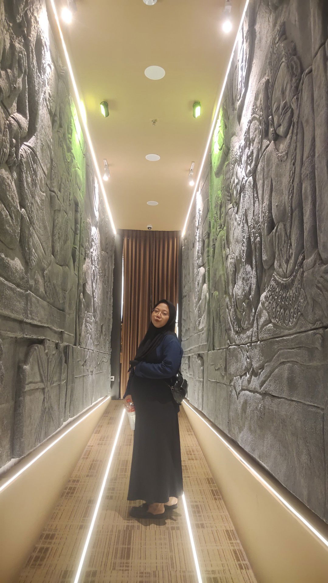 Okta Widiasti profile icon