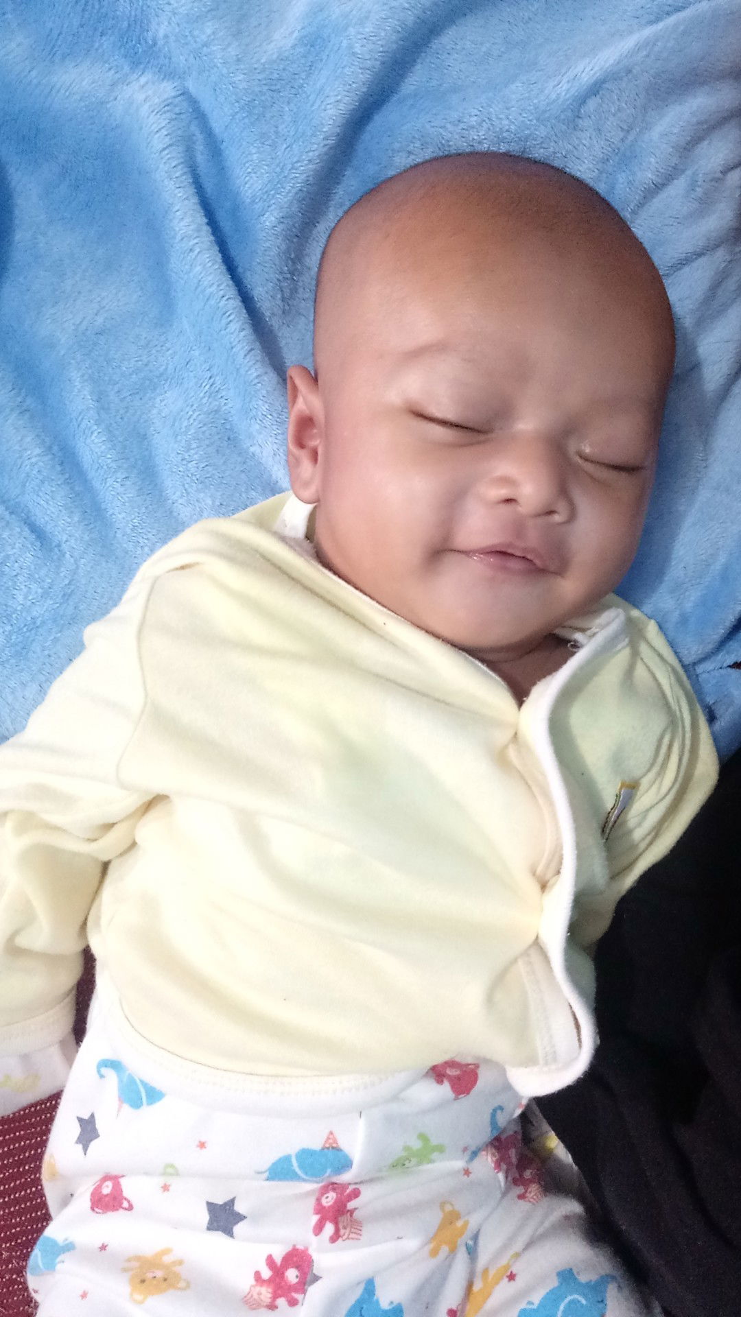 Bibir & kaki bergetar