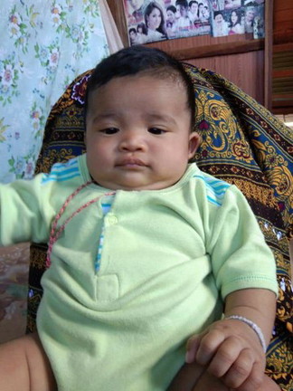 ลูกน้อย