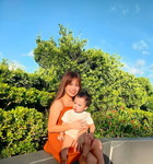 RM Flores profile icon