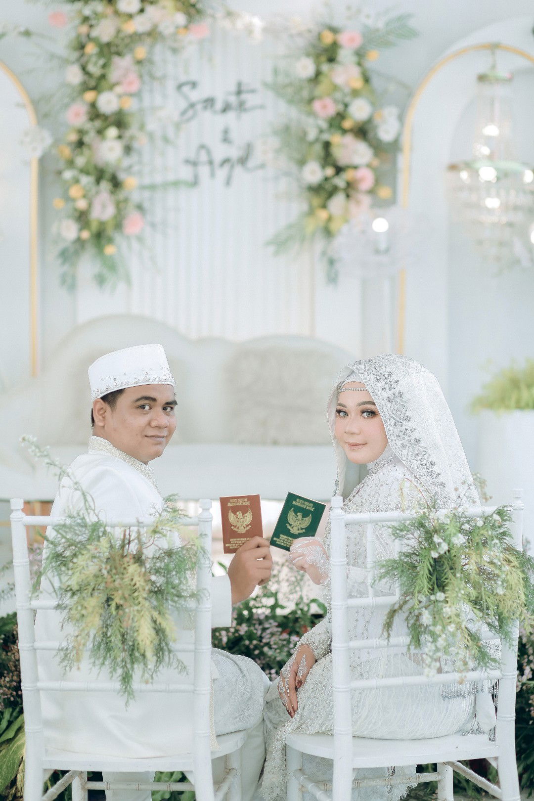 Santi Widya profile icon