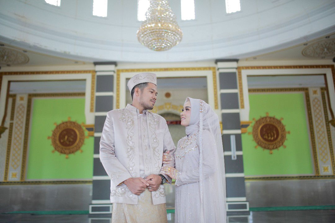 ayulestari profile icon