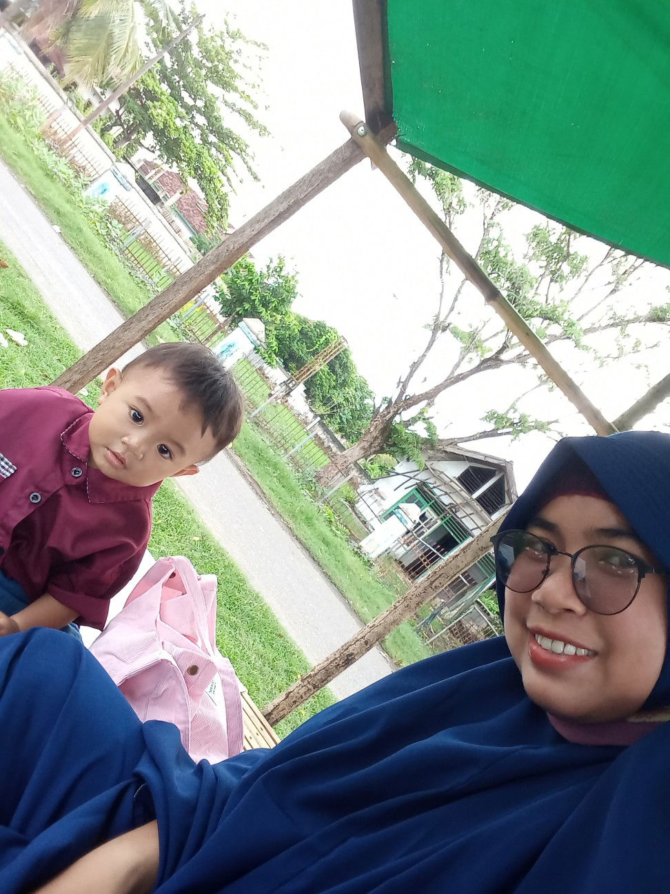 Nuraini profile icon