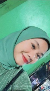 Putri Andriani profile icon