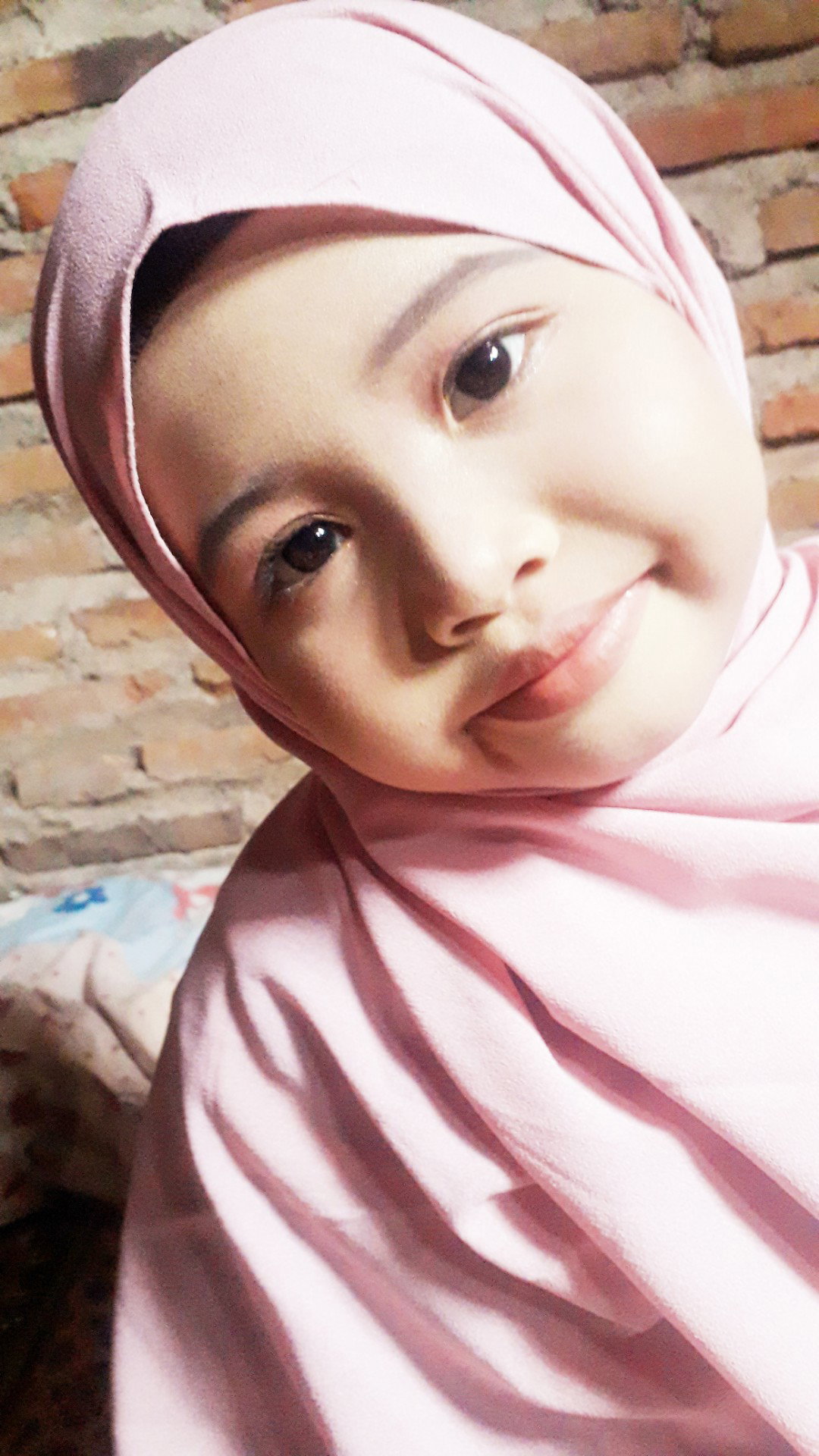 Dewi Ayu Wulandari profile icon