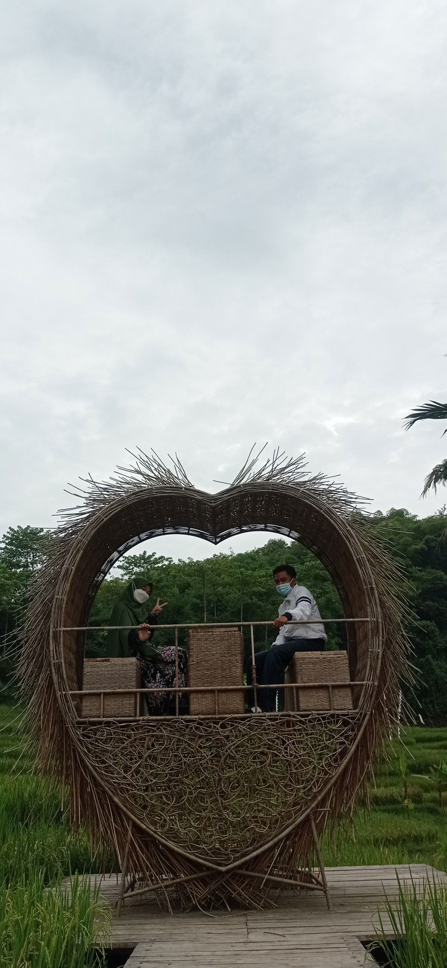 Sri Sulastri (Farhan) profile icon