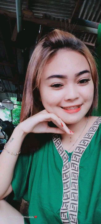 Mita Apriyani profile icon