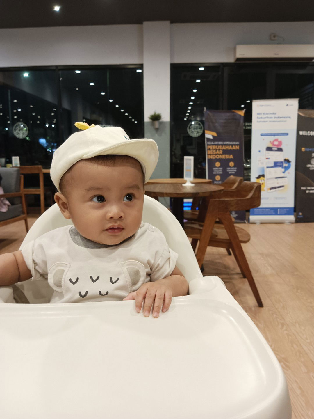 Ayu khoirunnisa profile icon