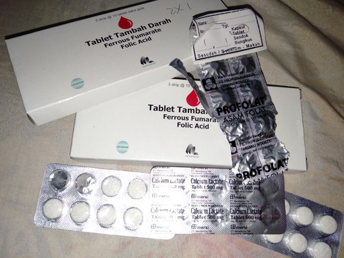 Tablet penambah darah.