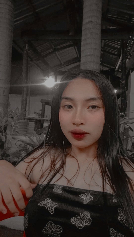 Geraline Claire de Leon profile icon