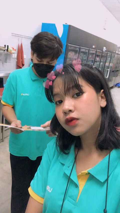 Araya Thongprasit profile icon