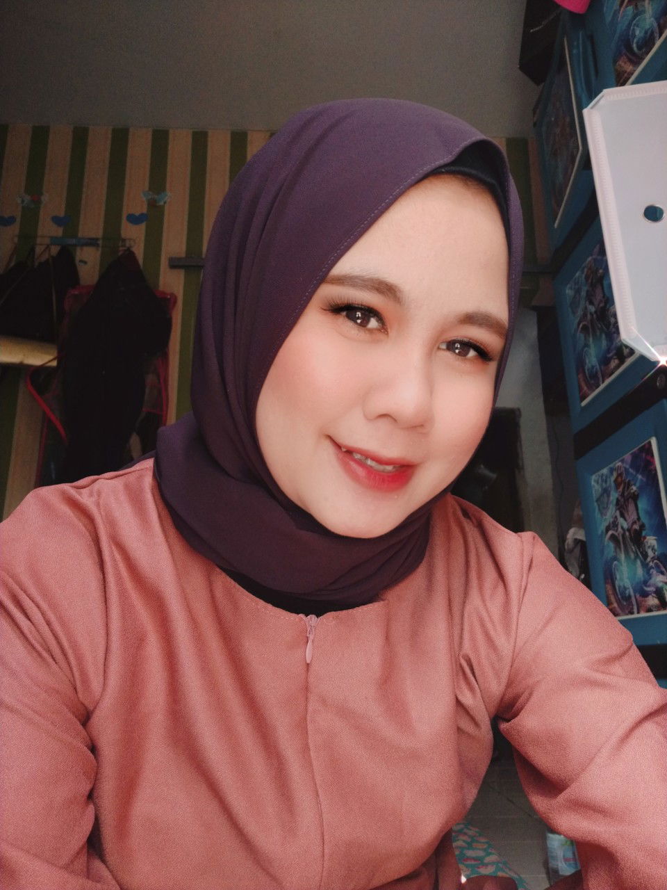 Eva marlina profile icon