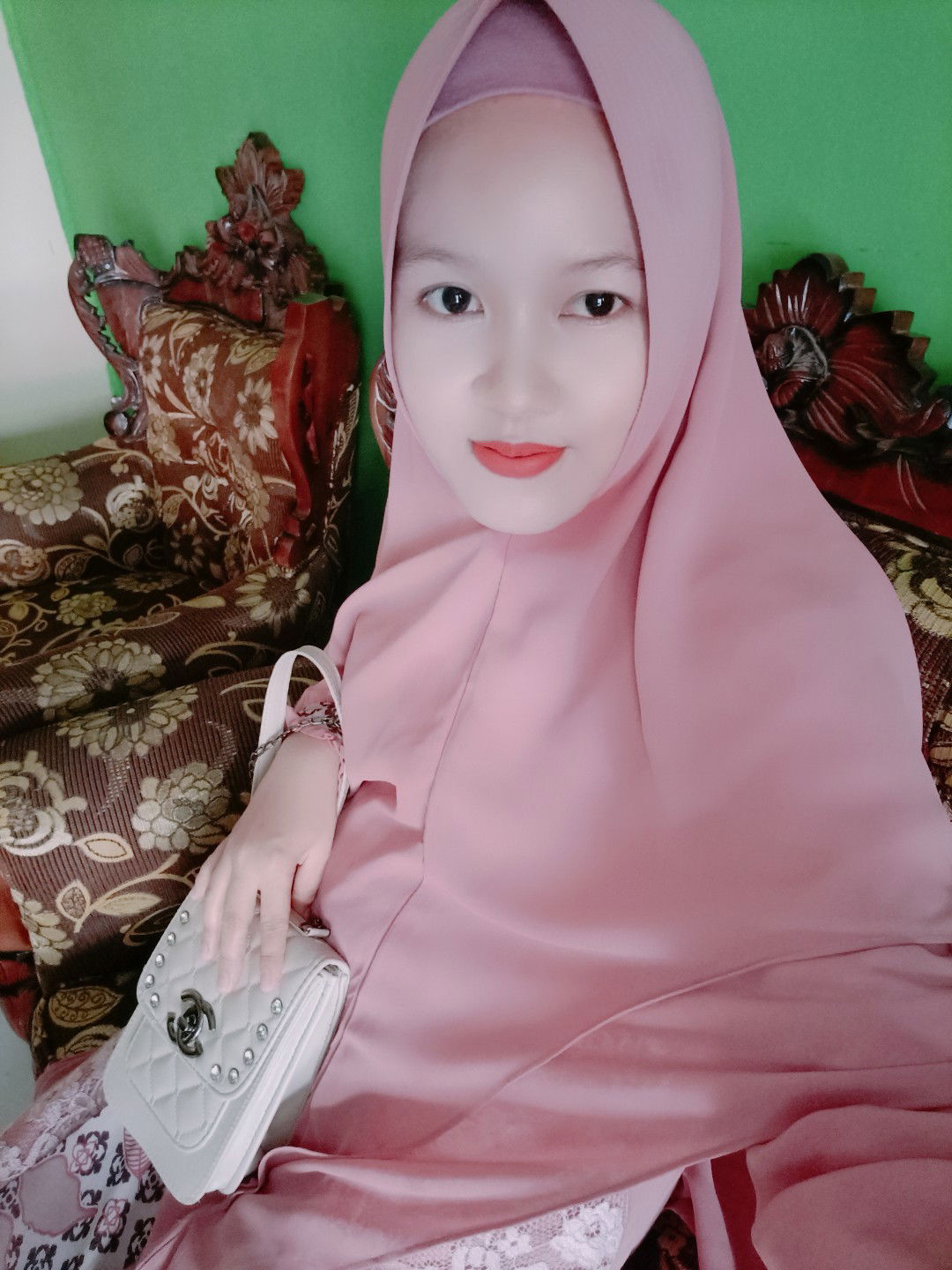 Eni Oktavia profile icon