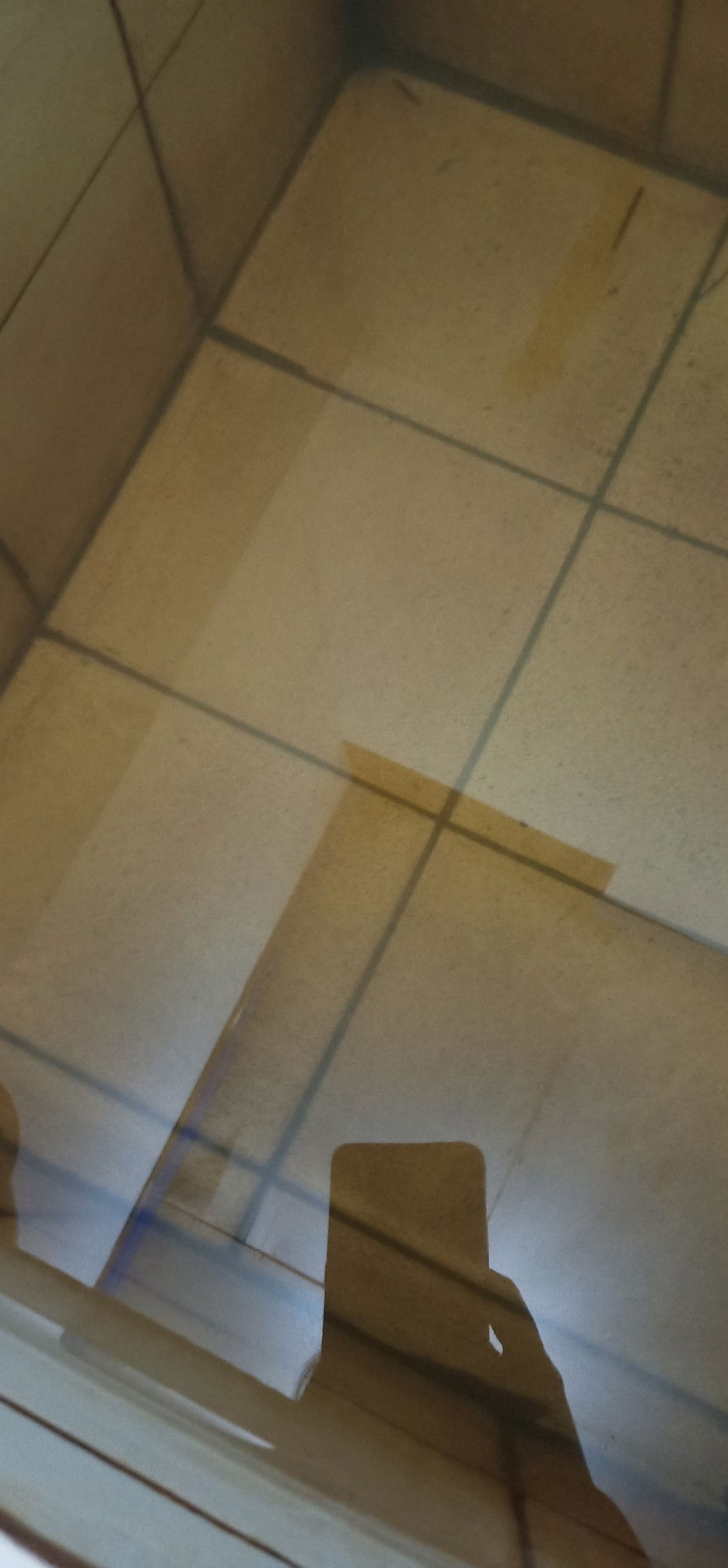 mandikan bayi dgn air sumur yg keruh dan berbau