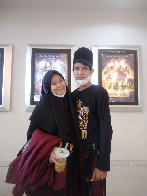 Yuli Maulidi profile icon