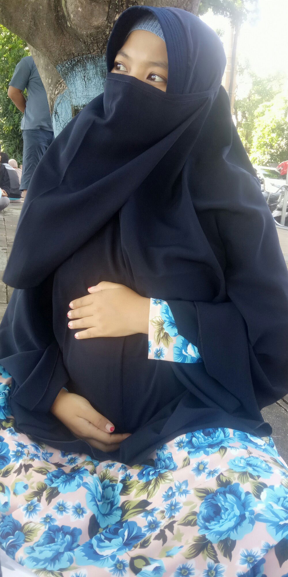 Izzah syauqiey profile icon