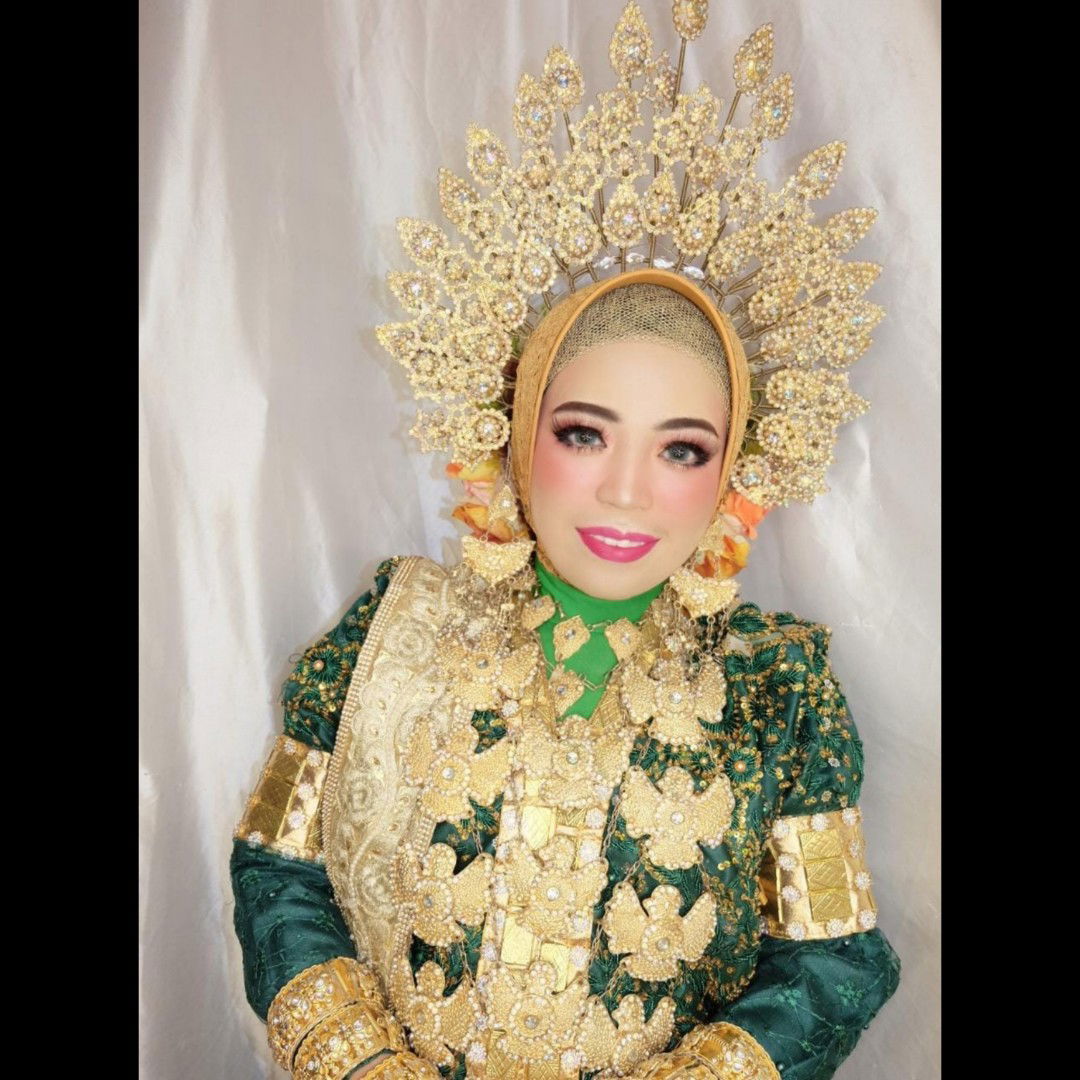 Husnul Hatifah profile icon