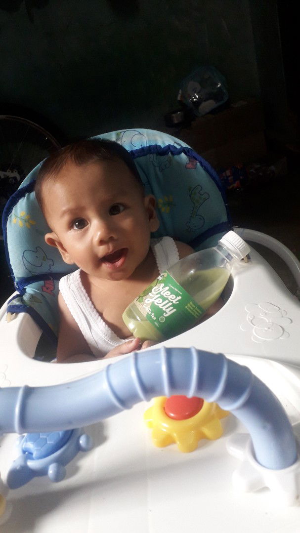 Dewi wahyuni profile icon