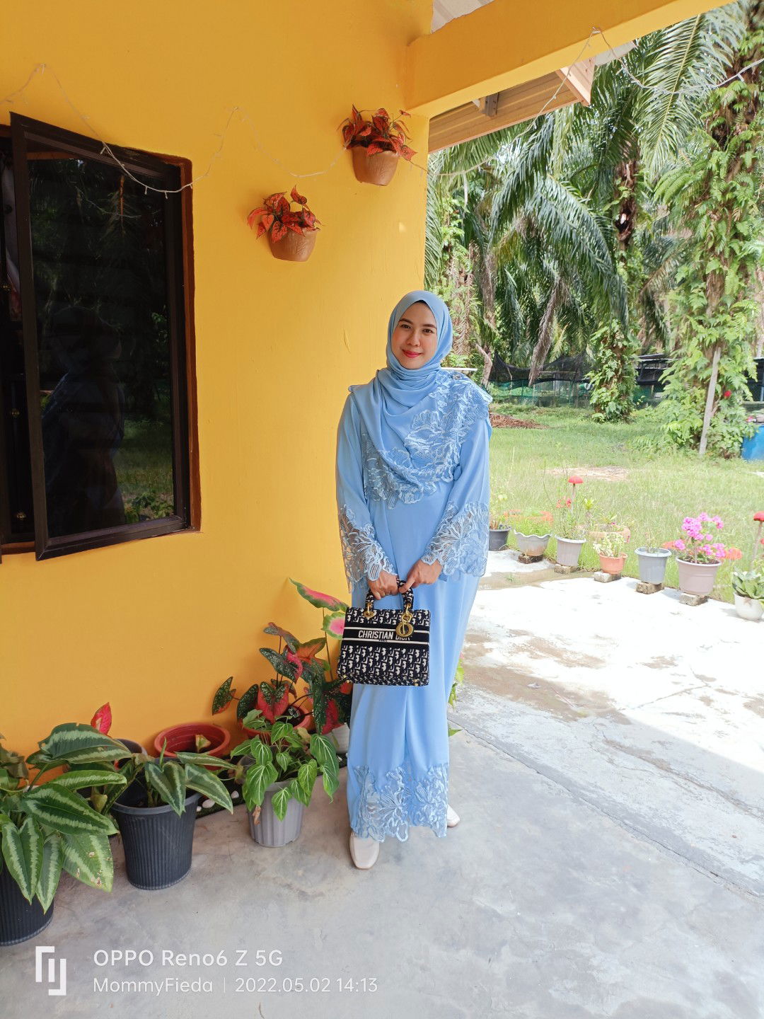 Faridatul Akma profile icon