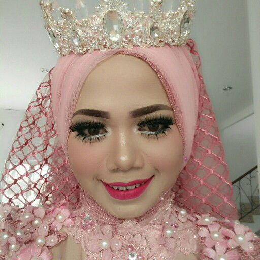 Suci Ridatika profile icon