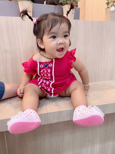 หนูชื่อใบข้าวคะ