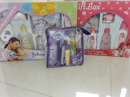 Dijual gift box johnson n cussons babya