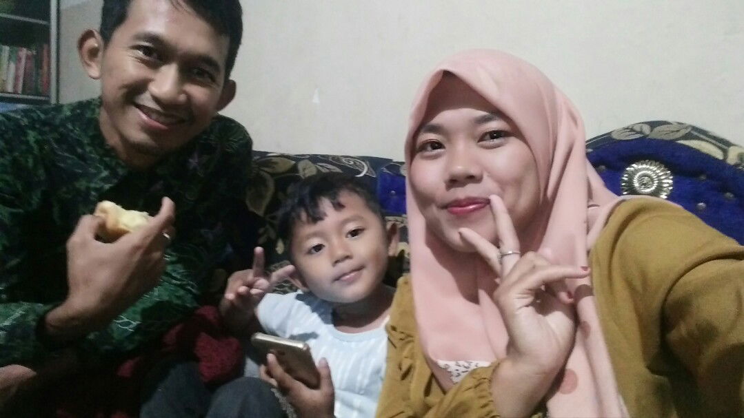 Novia fitria Ningsih profile icon