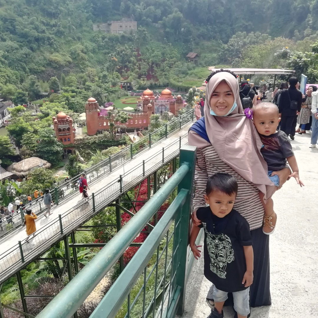 Nur widianti dewi profile icon