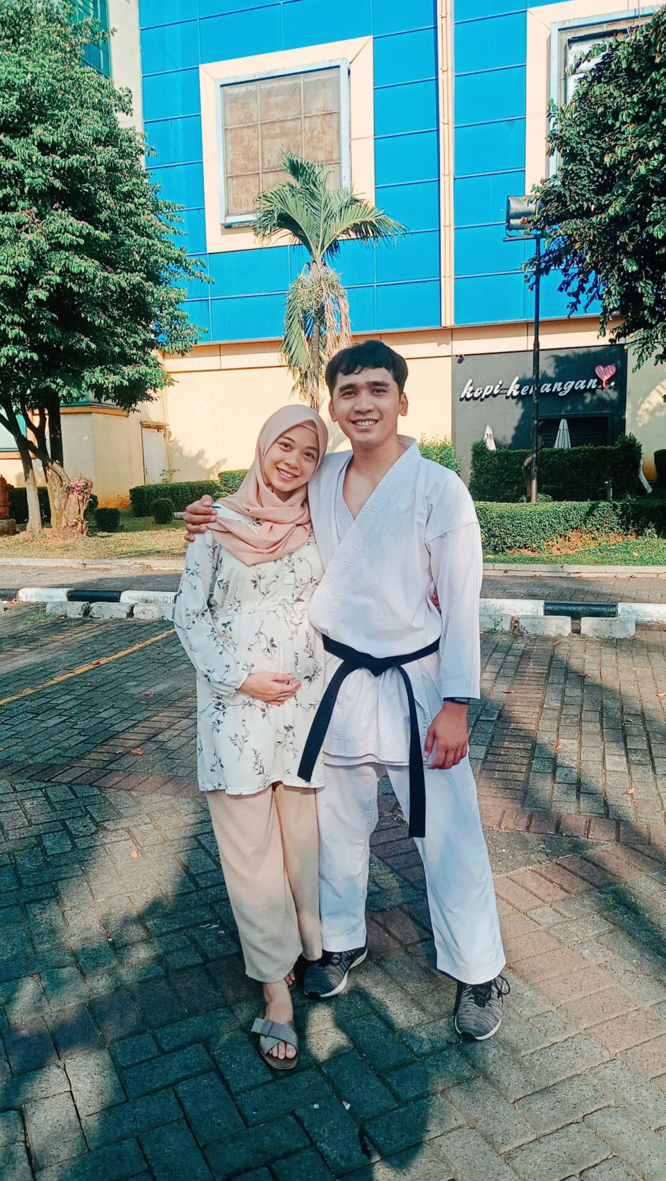 Putri Intan SW profile icon