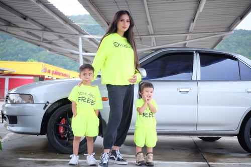 คุณแม่ลูกกำลังสาม