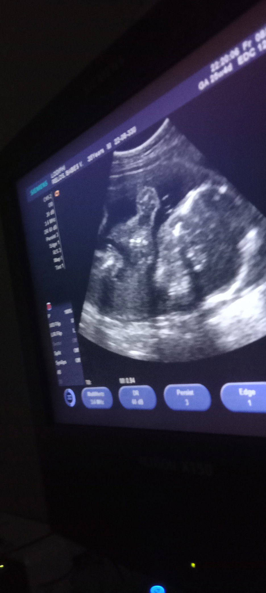 Babes R. Villanueva profile icon