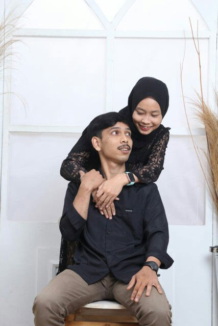 Yulia Novi Aprianti profile icon