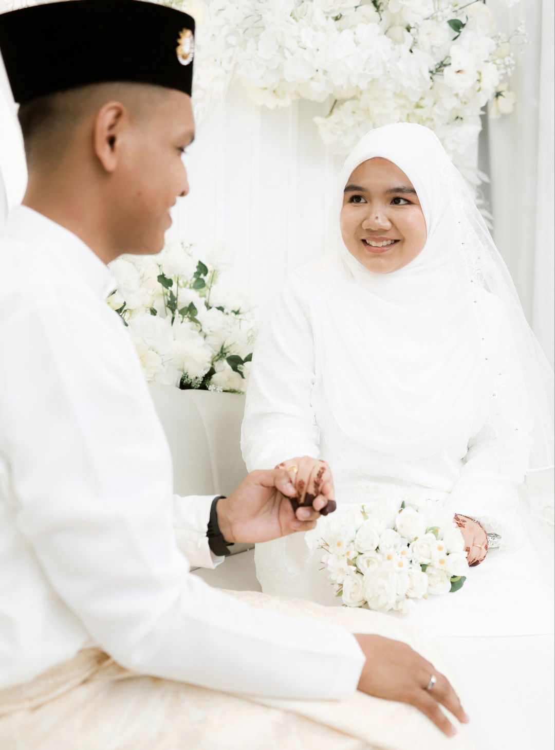 Ain Ilyani profile icon