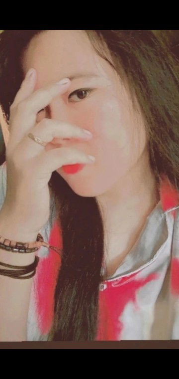 Hersi Febriana profile icon