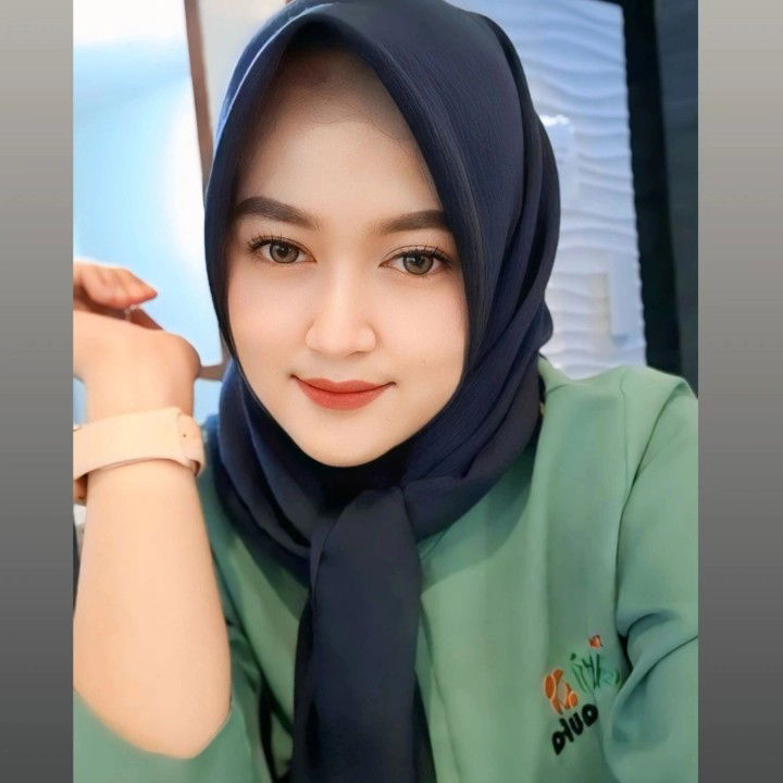 N Febriyana DL profile icon