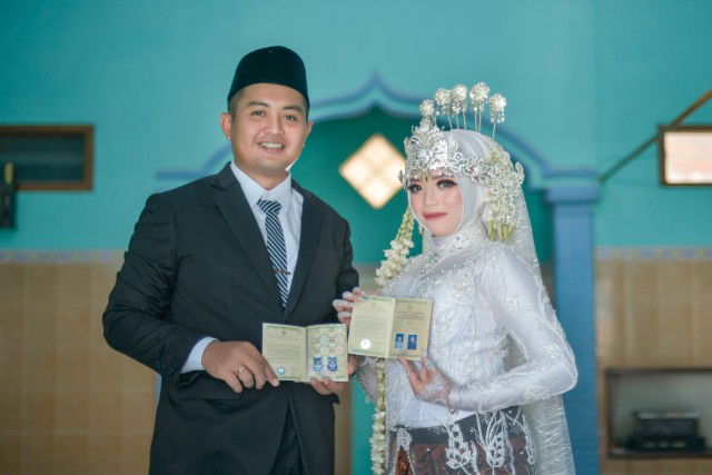 Triana Ernawati profile icon