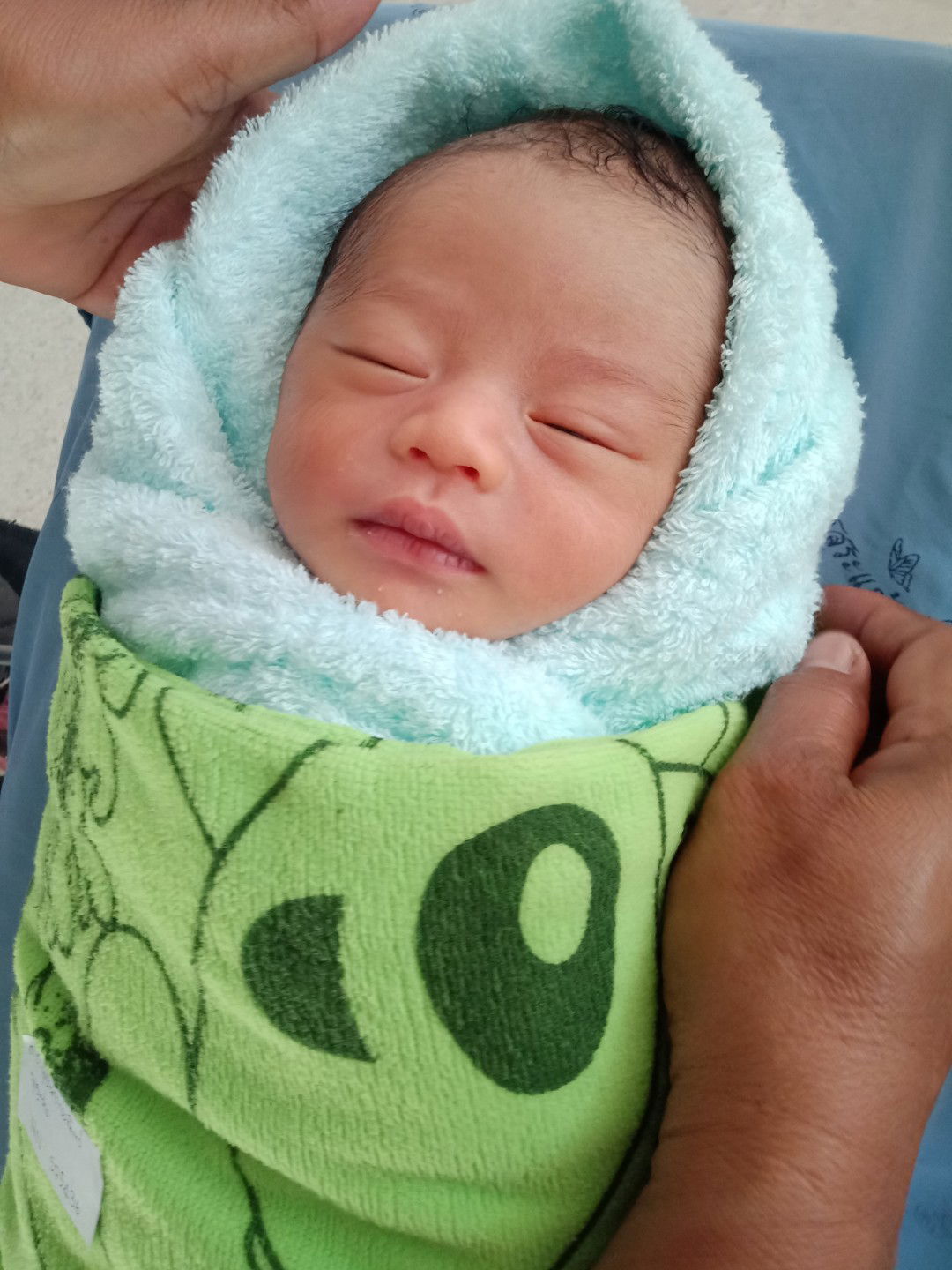 คุณแม่ท้องเล็ก