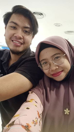 Ariyanti profile icon